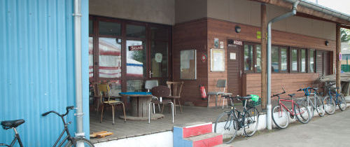 bureau.jpg
